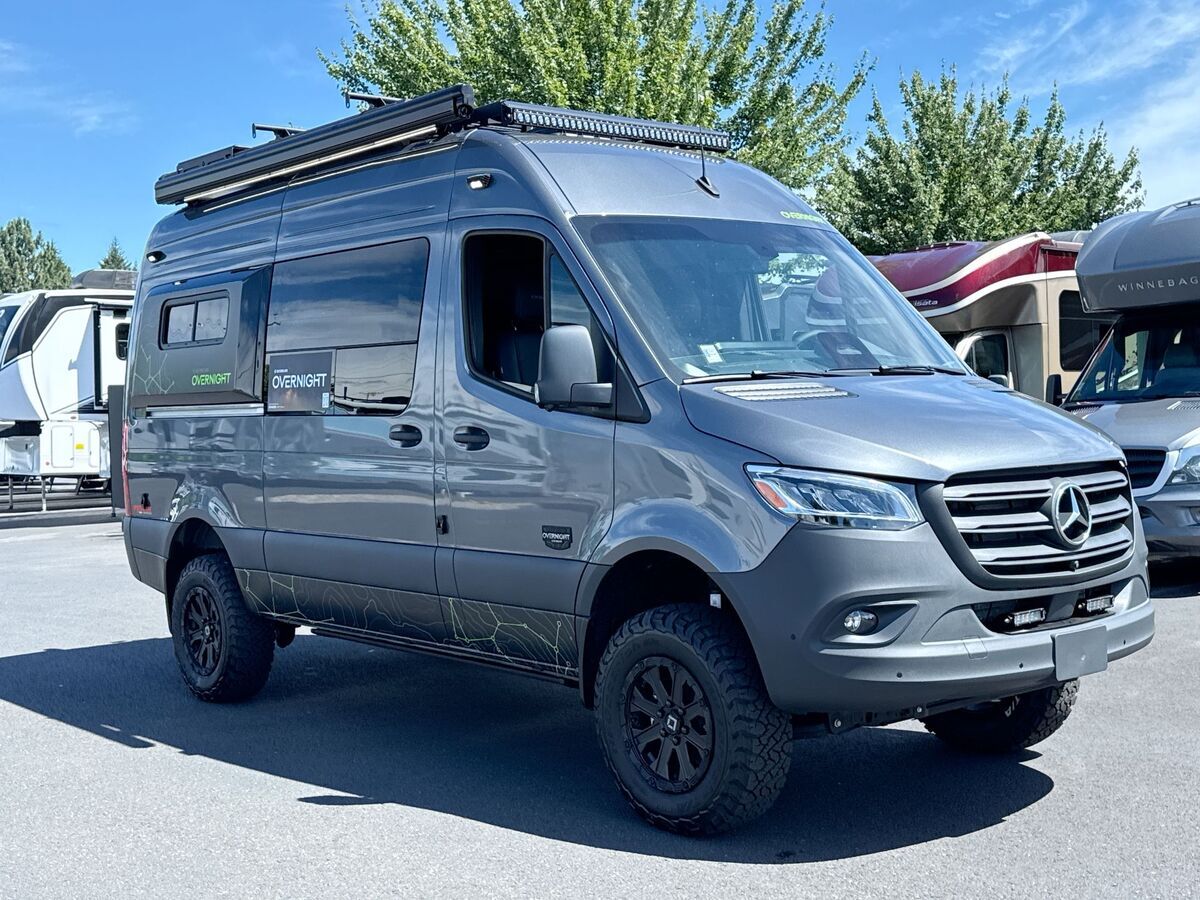 2027 Outside Van Overnight OVERNIGHT in sandy OR