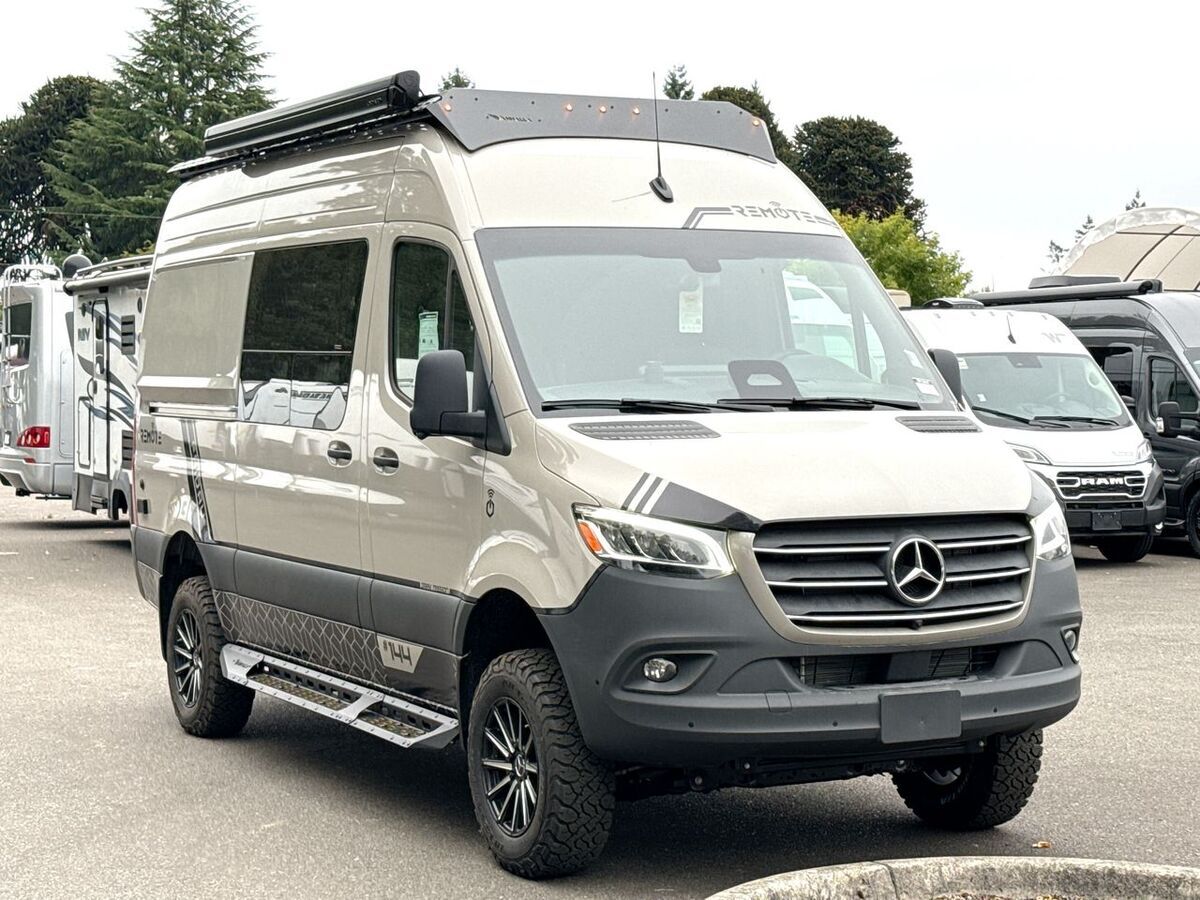 2026 Remote Vans Series FRIDAY *Dark Mission *Starlink Mini *Seats & Sle in fife WA