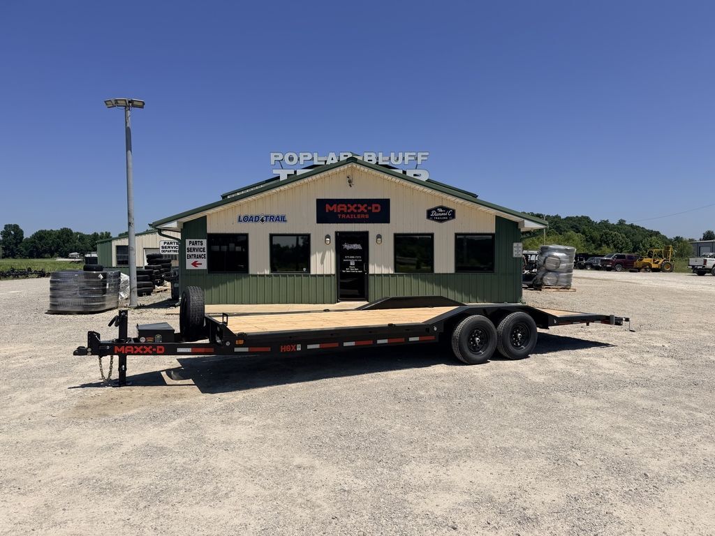 2027 MAXXD H6X10224 24' x 102" 14k Buggy Hauler W/ 2' Dovetail and in Poplar Bluff, MO