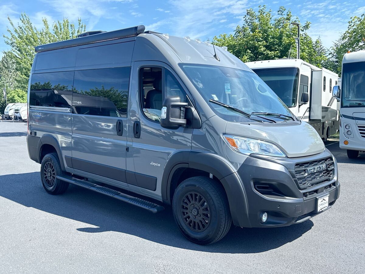 2027 Jayco Comet 18C in sandy OR