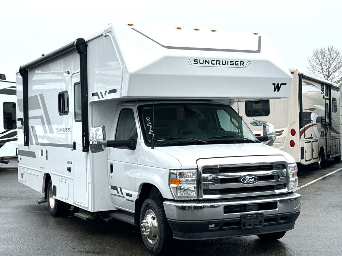 2027 Winnebago Suncruiser 22RS *4kw Gen *Electric Jacks in fife WA