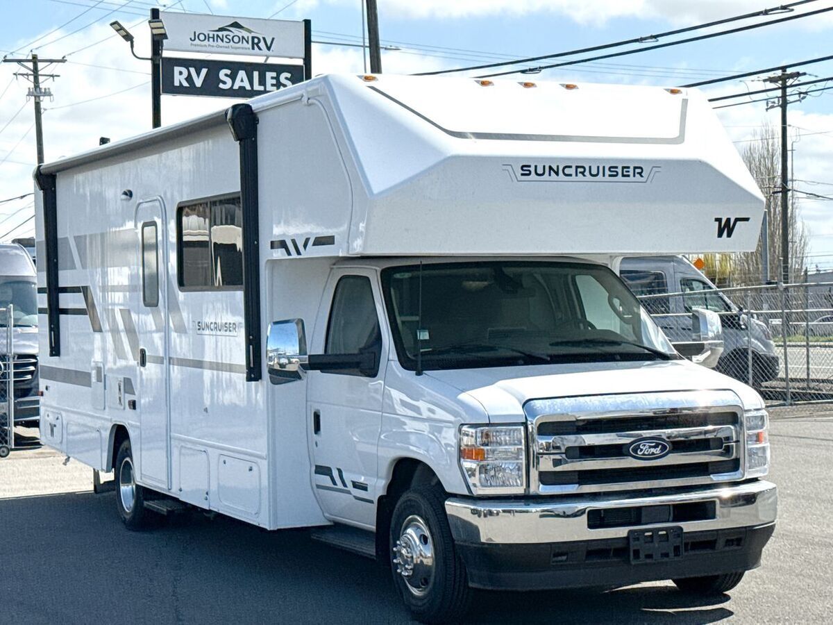 2027 Winnebago Suncruiser C 26FE *4Kw Gen *Auto Level Jacks *Duel A/Cs in fife WA