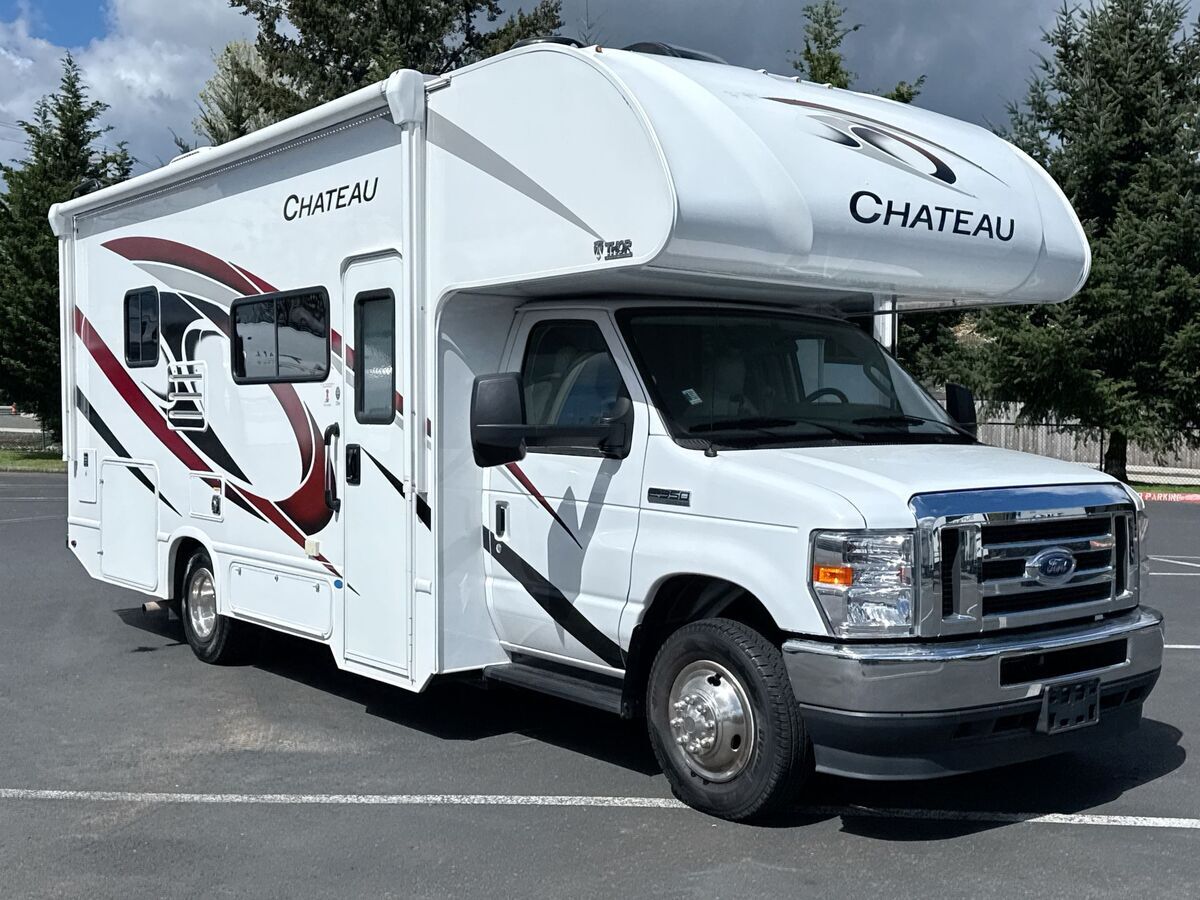2023 Thor Motor Coach Chateau 25M RV