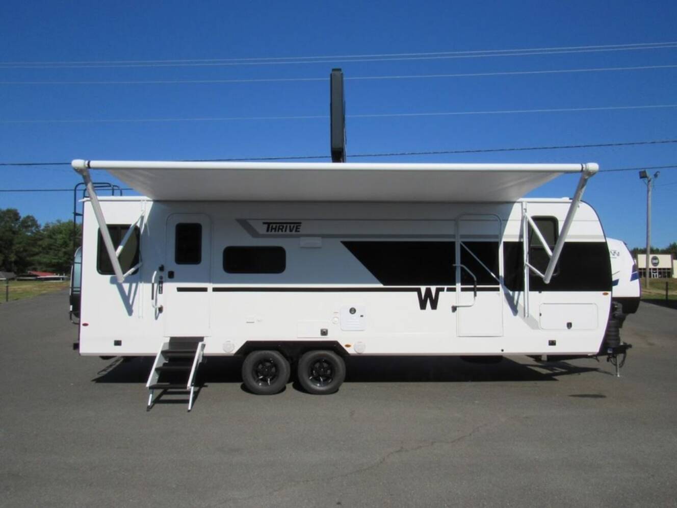 A photo of this 2026 Winnebago Thrive 25RLS