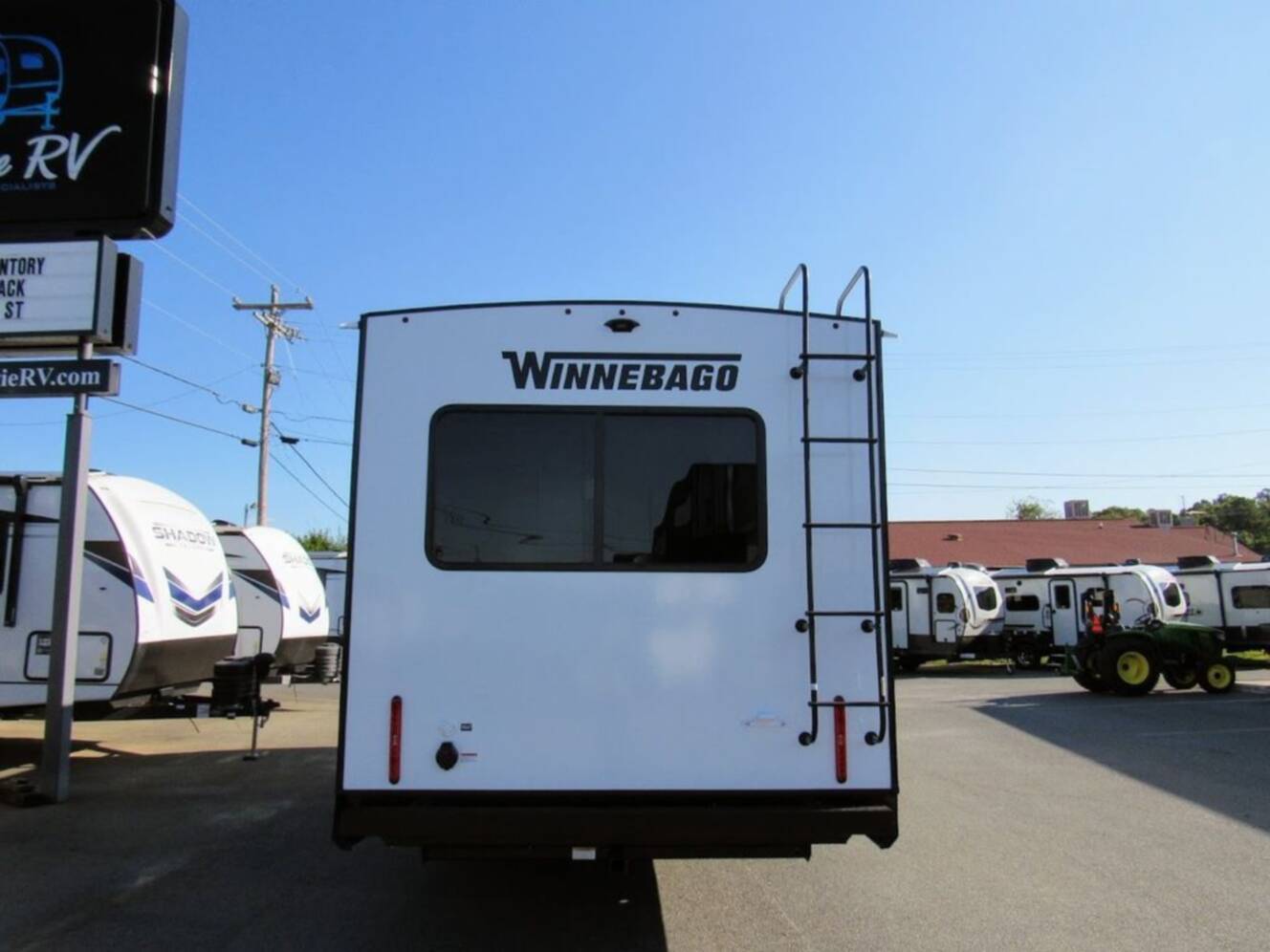 A photo of this 2026 Winnebago Thrive 25RLS