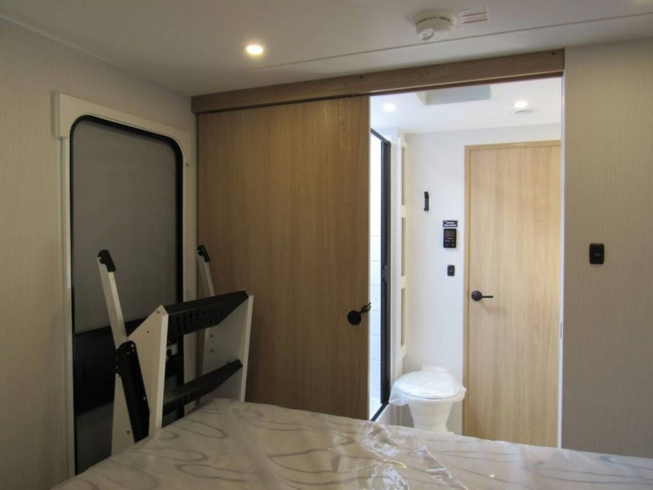 A photo of this 2026 Winnebago Thrive 25RLS