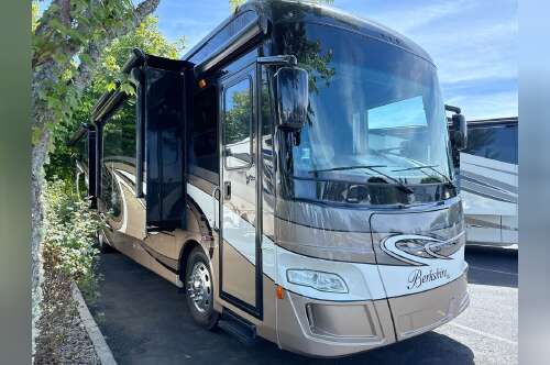 2016 Forest River Berkshire XL 40BH in sandy OR