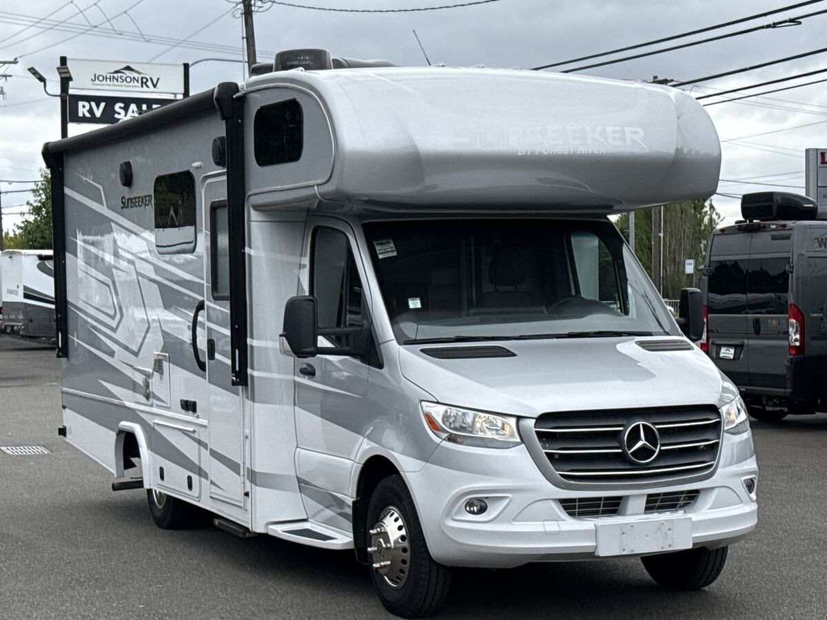 2022 Forest River Sunseeker MBS 2400B 2400MBS in fife WA