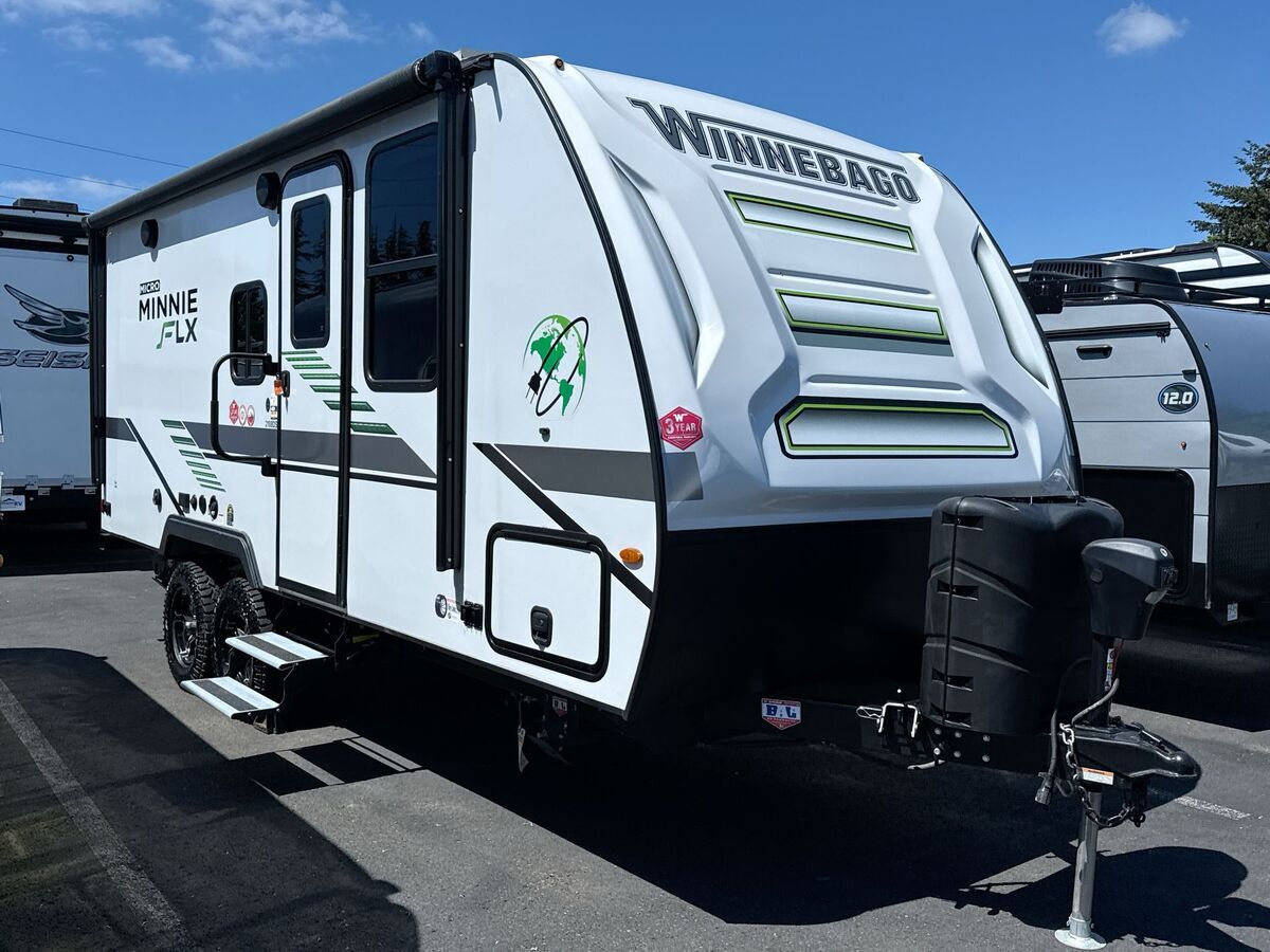 2022 Winnebago Micro Minnie FLX 2108DS RV