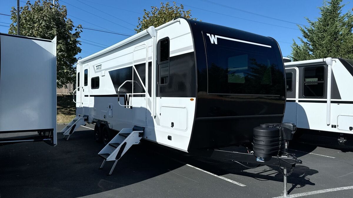 2026 Winnebago Thrive 25RLS in sandy OR