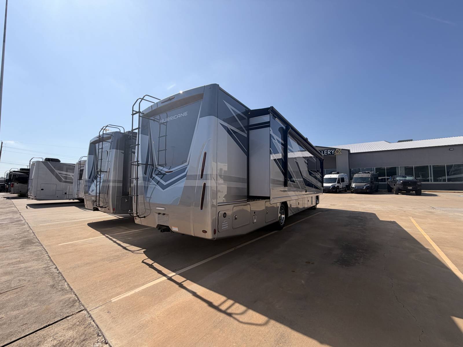 2027 Thor Motor Coach Hurricane 36H in spring TX