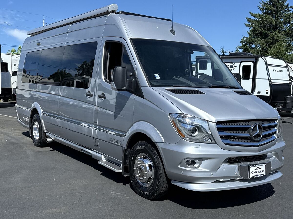 2017 Airstream Interstate EXT GRAND TOUR RV