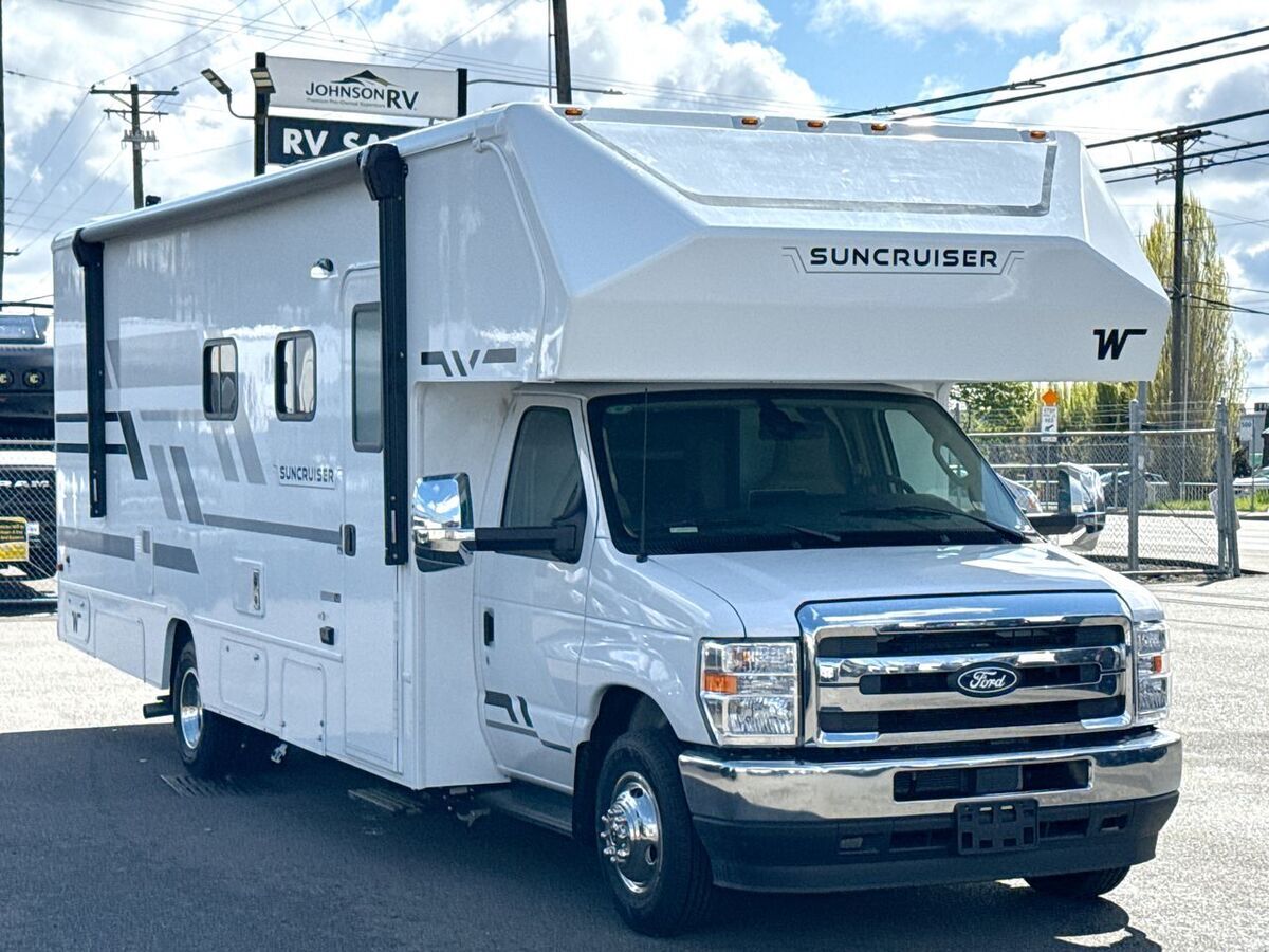 2027 Winnebago Suncruiser C 28MB **Duel Roof A/C *Auto Level Jacks in fife WA