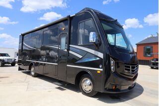 2018 HOLIDAY RAMBLER RENO 29M