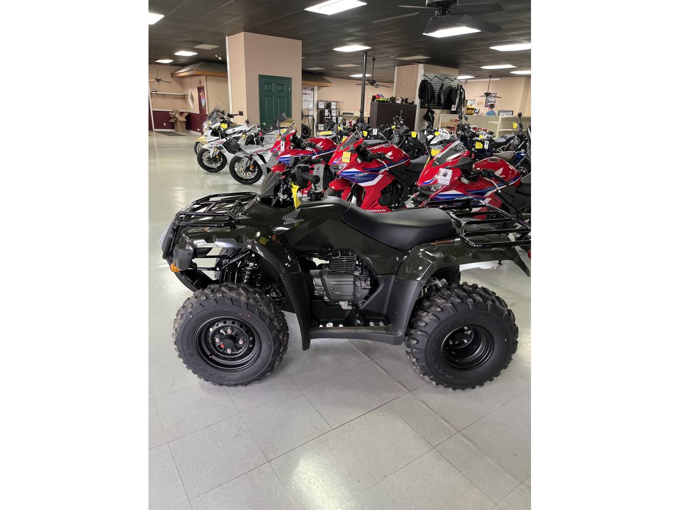 A photo of this 2026 Honda FOURTRAX RECON ES