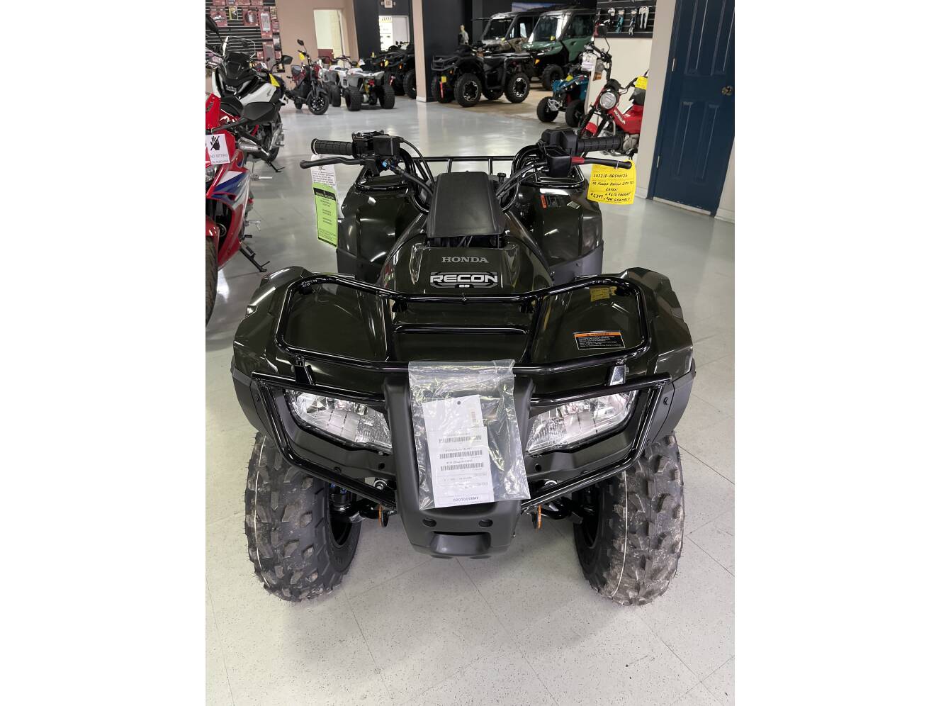 A photo of this 2026 Honda FOURTRAX RECON ES