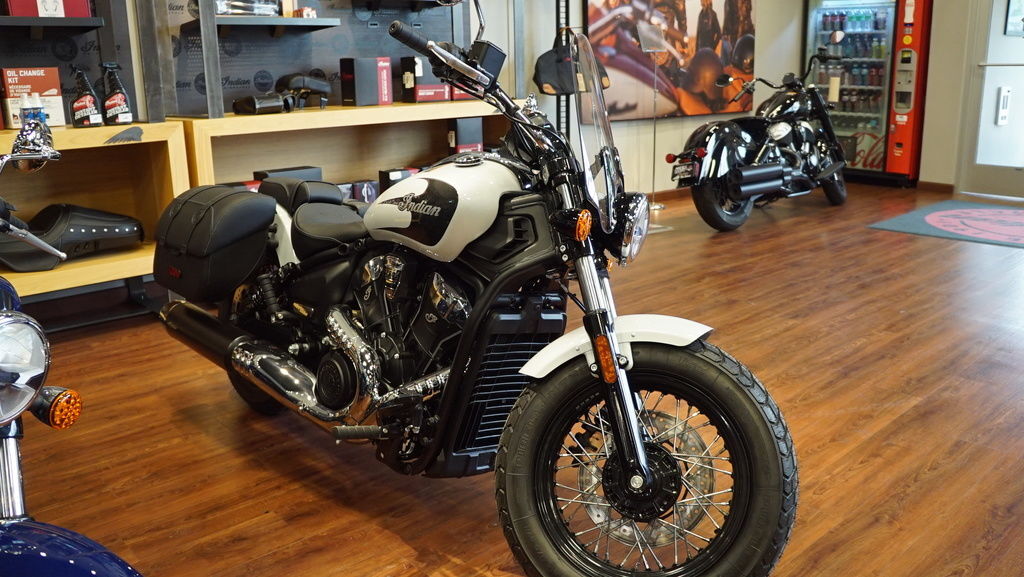 2026 Indian Motorcycle® Super Scout® Ghost White Metallic BASE in Watkins, MN