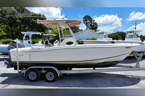2003 Scout Boat Company Sportfish 235 in charleston SC