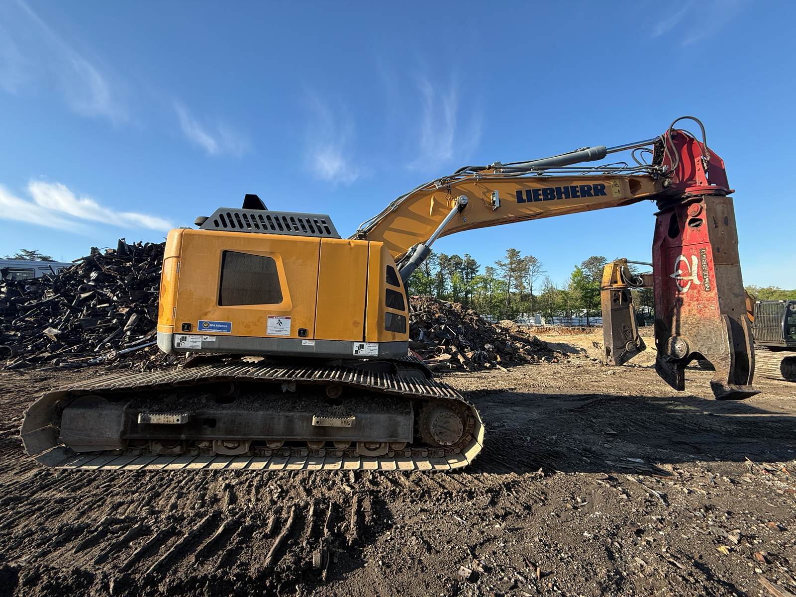 2017 Liebherr R936 in Elkton, MD