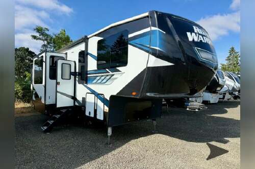 2021 Heartland Road Warrior 391 391RW in junction city OR