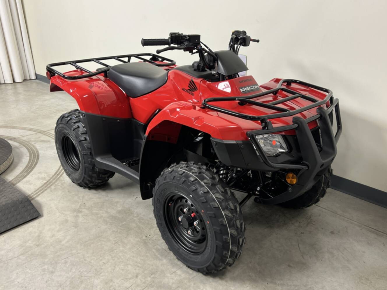 A photo of this 2026 Honda FourTrax Recon (TRX250TM1T)