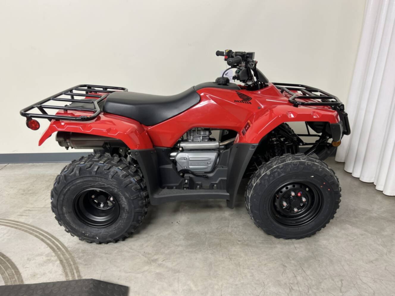 A photo of this 2026 Honda FourTrax Recon (TRX250TM1T)