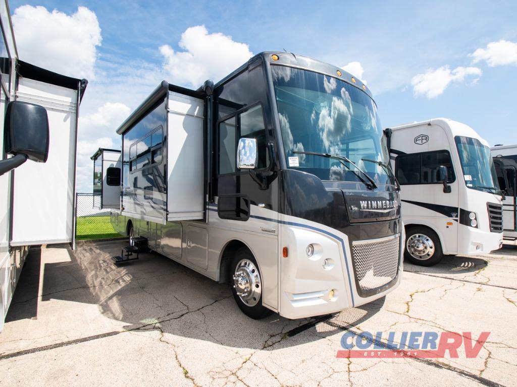 2020 Winnebago Adventurer 33C in rockford IL