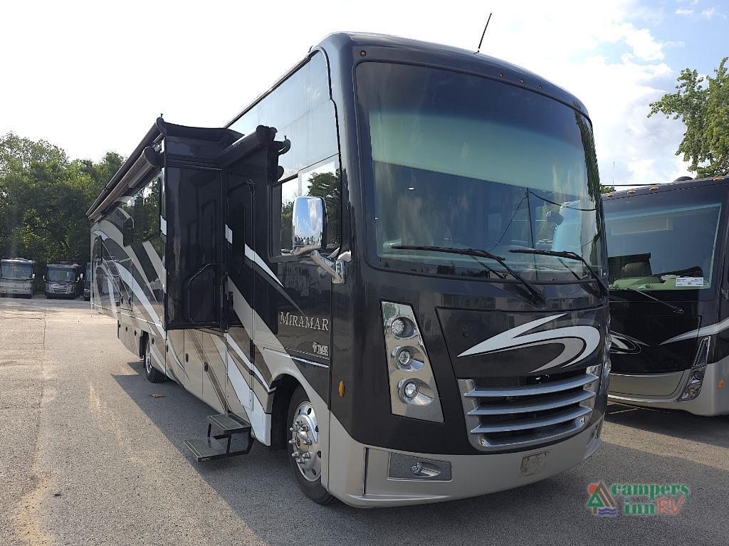 2019 Thor Motor Coach Miramar 35.2 in clarksville IN