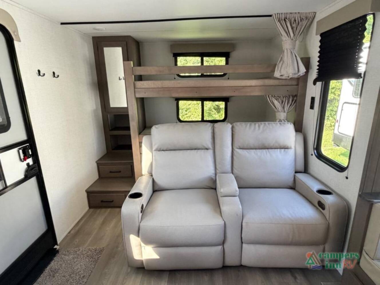 A photo of this 2025 Grand Design Transcend Xplor 265BHT
