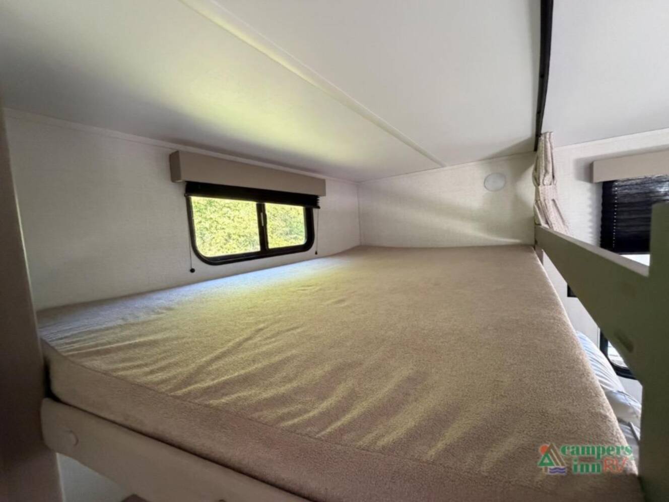 A photo of this 2025 Grand Design Transcend Xplor 265BHT