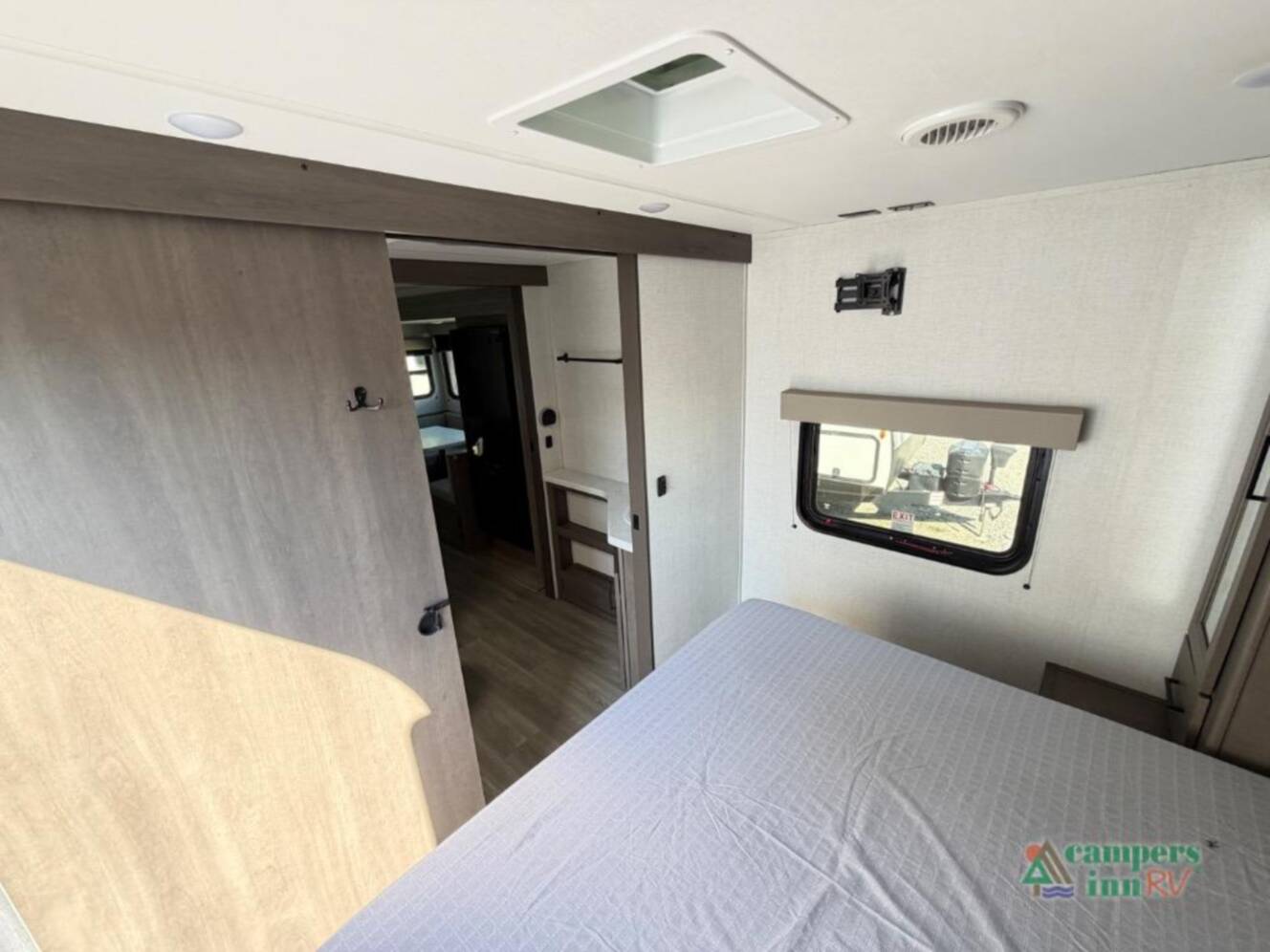 A photo of this 2025 Grand Design Transcend Xplor 265BHT