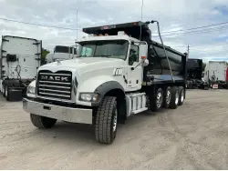 2023 Mack GR104FR