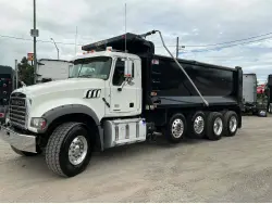 2023 Mack GR104FR