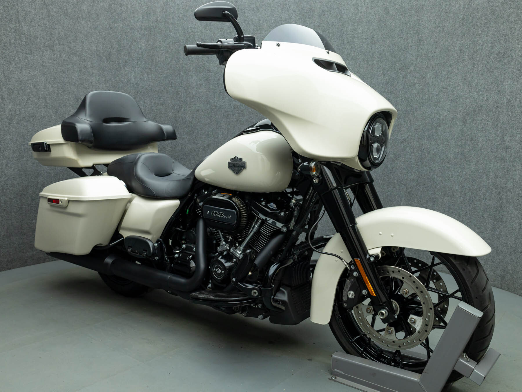 2022 Harley Davidson FLHXS STREET GLIDE SPECIAL W/ABS SPECIAL in Pembroke, NH