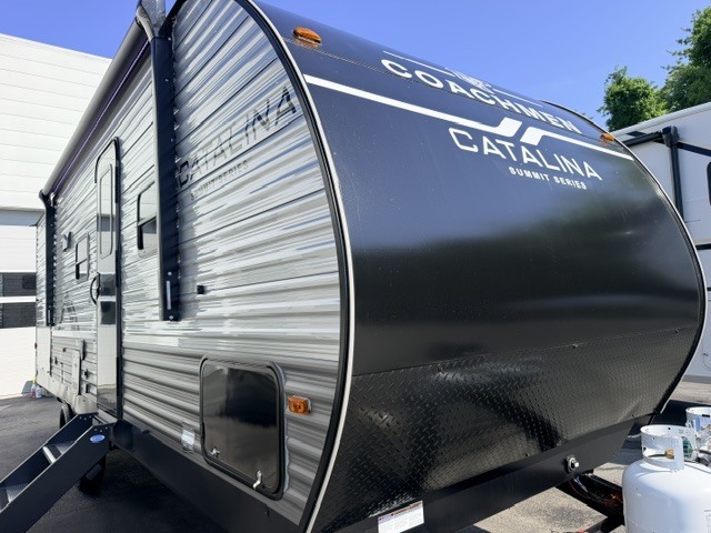 2027 Coachmen Catalina Summit 231BHS in st. louis MO