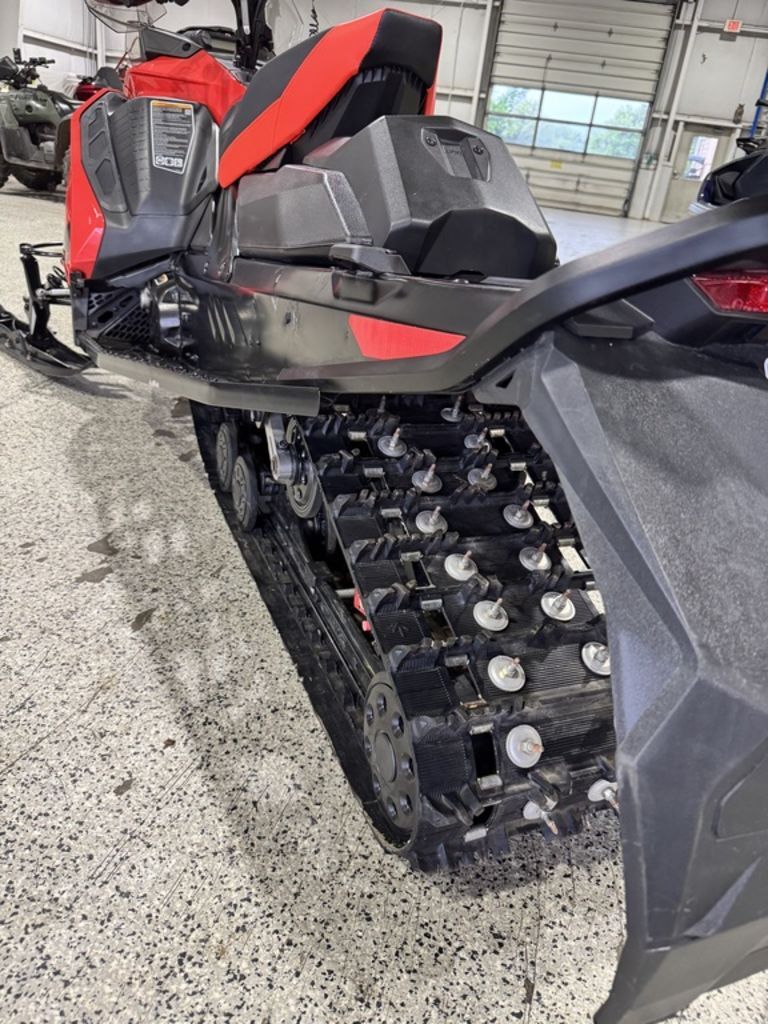 2021 Ski-Doo MXZ® TNT® Rotax® 850 E-TEC® Ripsaw 1.25 Lava Red in richland center WI