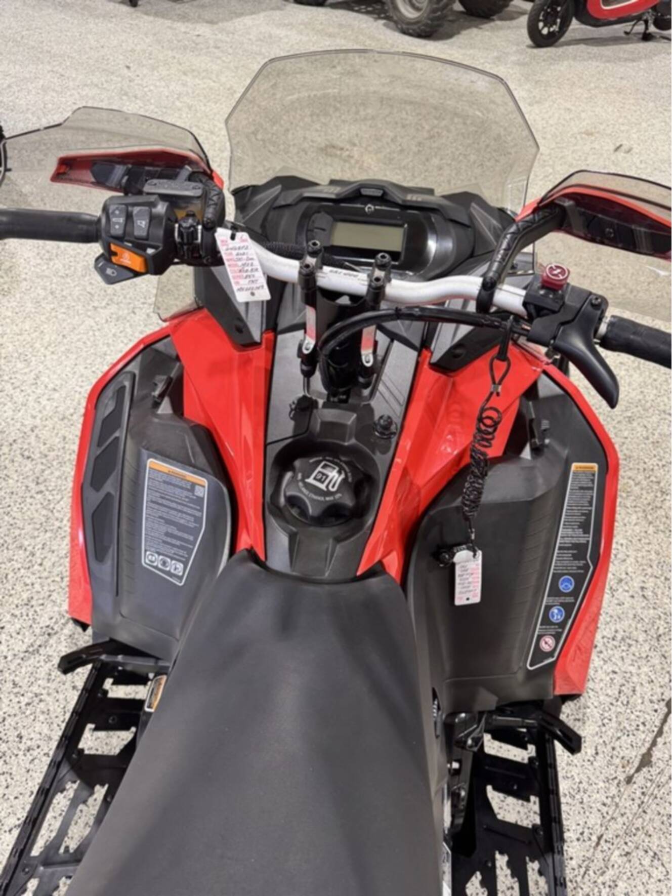 A photo of this 2021 Ski-Doo MXZ® TNT® Rotax® 850 E-TEC® Ripsaw 1.25 Lava Red