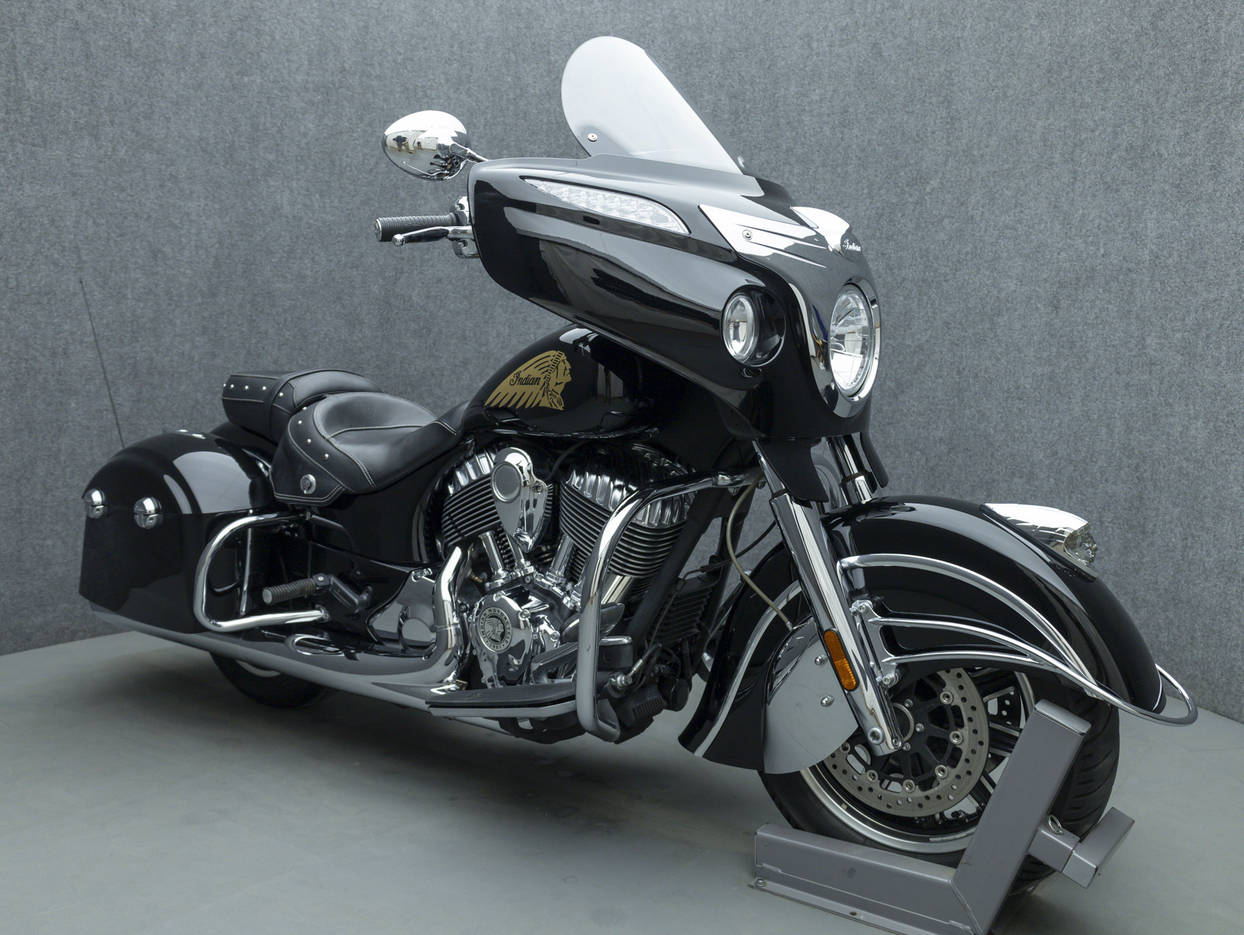 2014 Indian CHIEFTAIN W/ABS in Pembroke, NH
