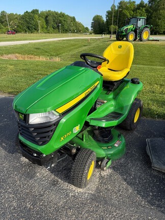 2025 John Deere X370 in Georgetown, OH