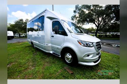 2022 Airstream Atlas Murphy Suite in seffner FL