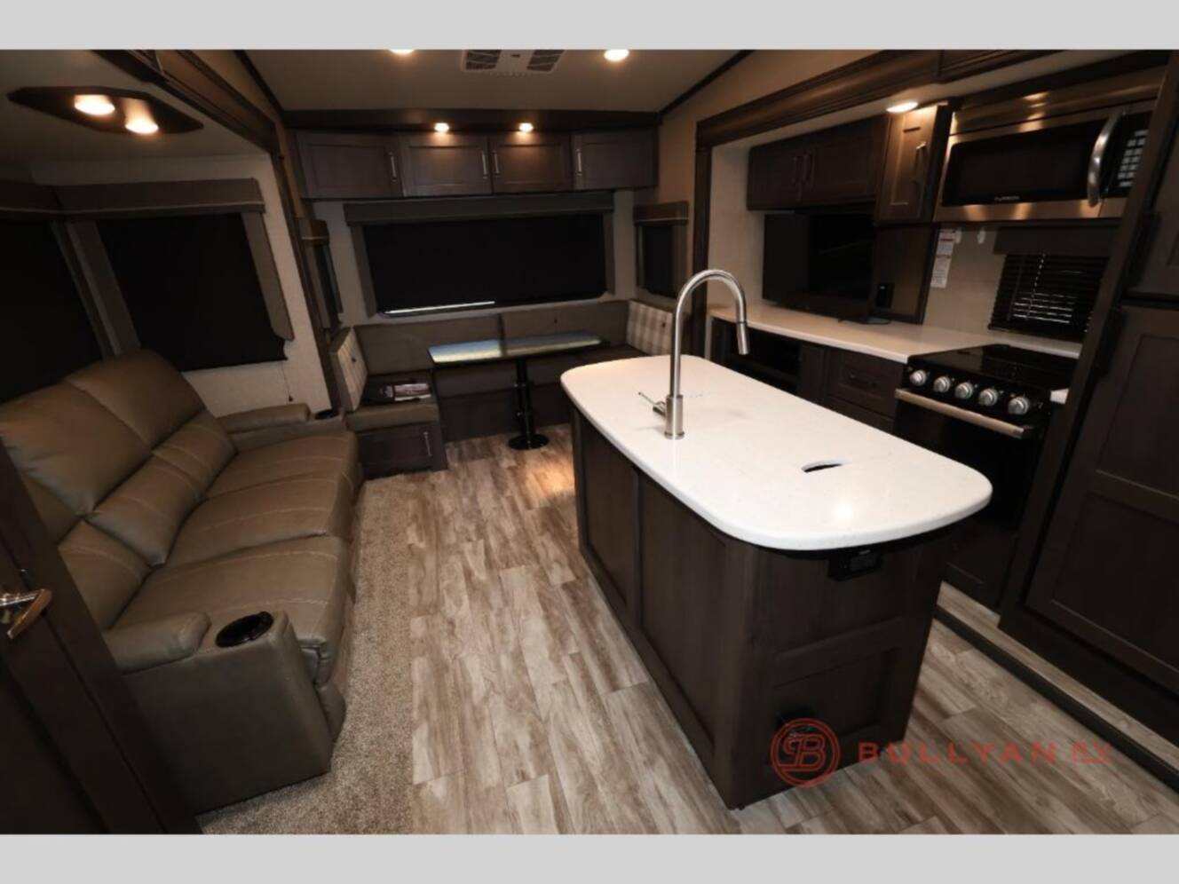 A photo of this 2022 Grand Design Reflection 31 MB