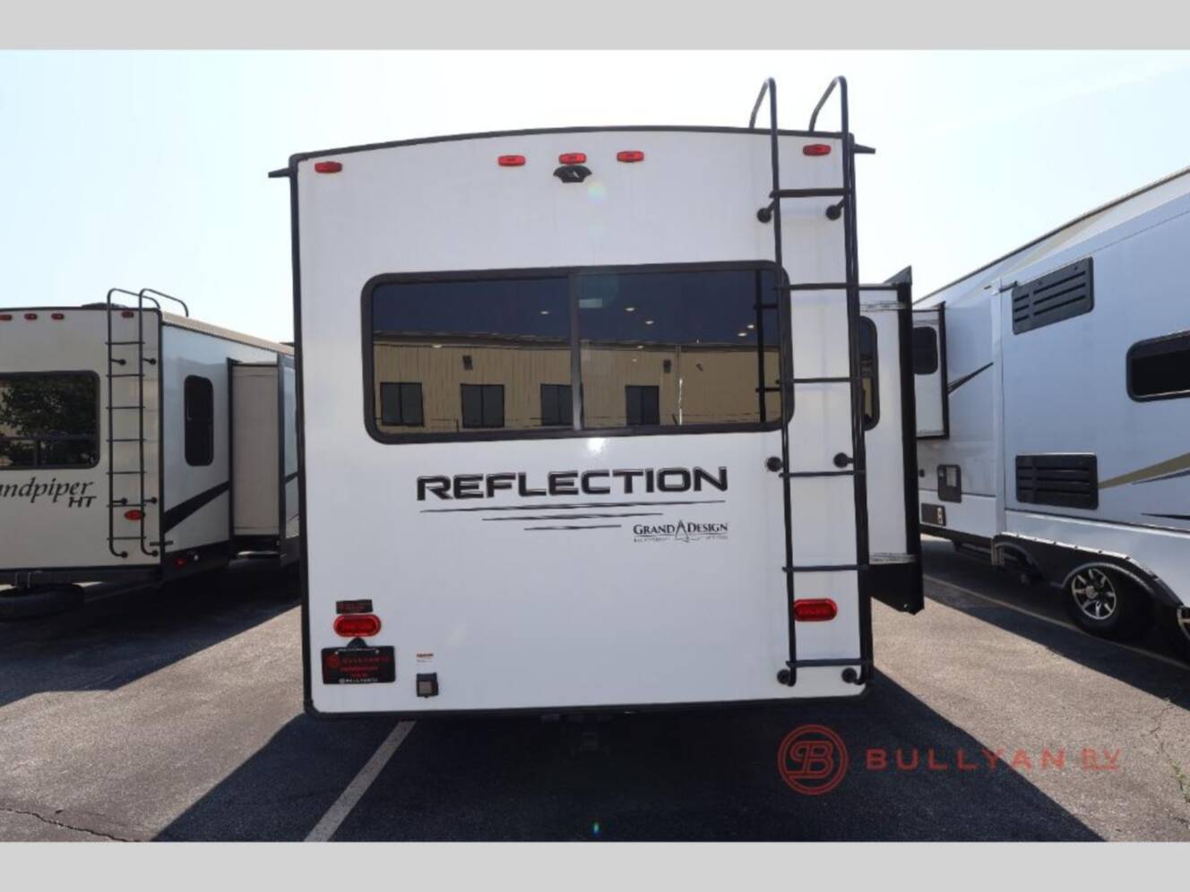 A photo of this 2022 Grand Design Reflection 31 MB
