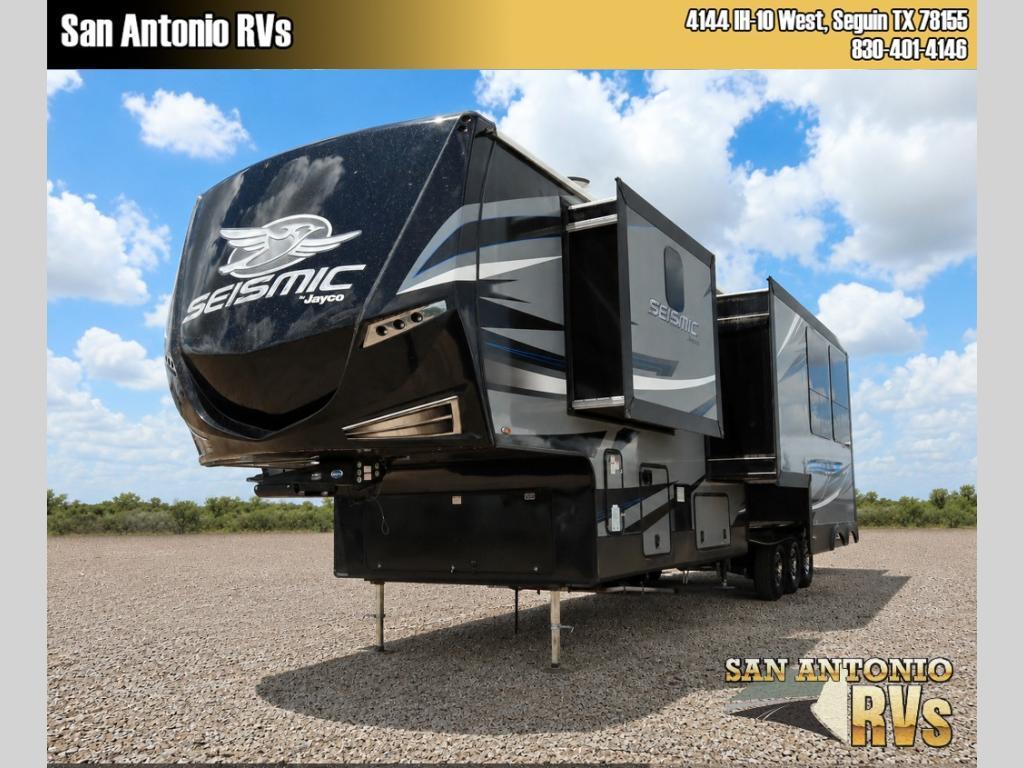 2020 Jayco Seismic 4113 in seguin TX