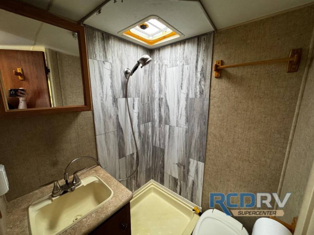 A photo of this 2014 Kz Sportsmen Classic 20RBT