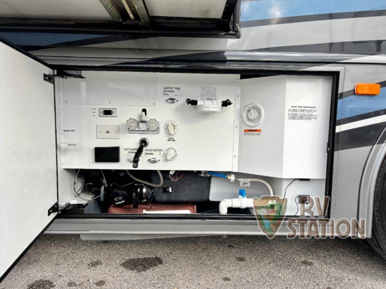A photo of this 2023 Fleetwood Rv Pace Arrow 33D