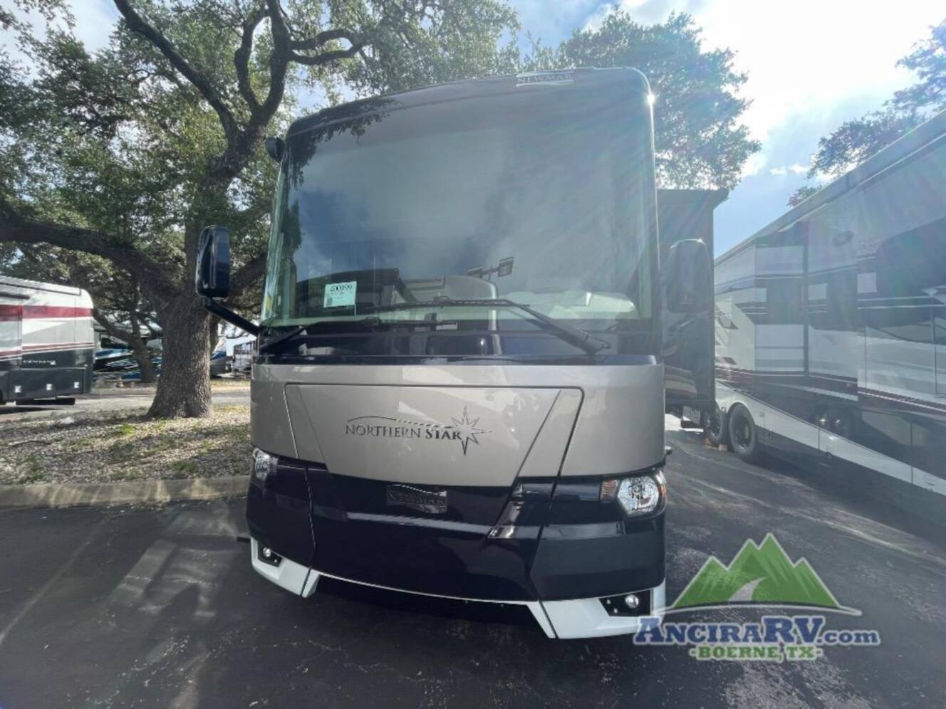 A photo of this 2027 Newmar NORTHERN STAR 3418