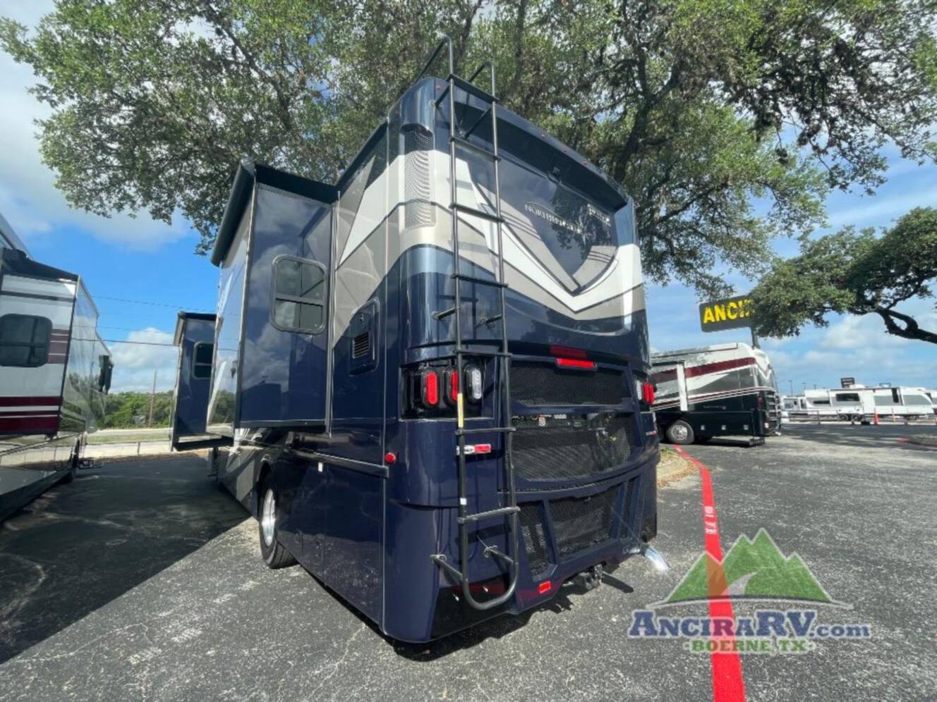 A photo of this 2027 Newmar NORTHERN STAR 3418