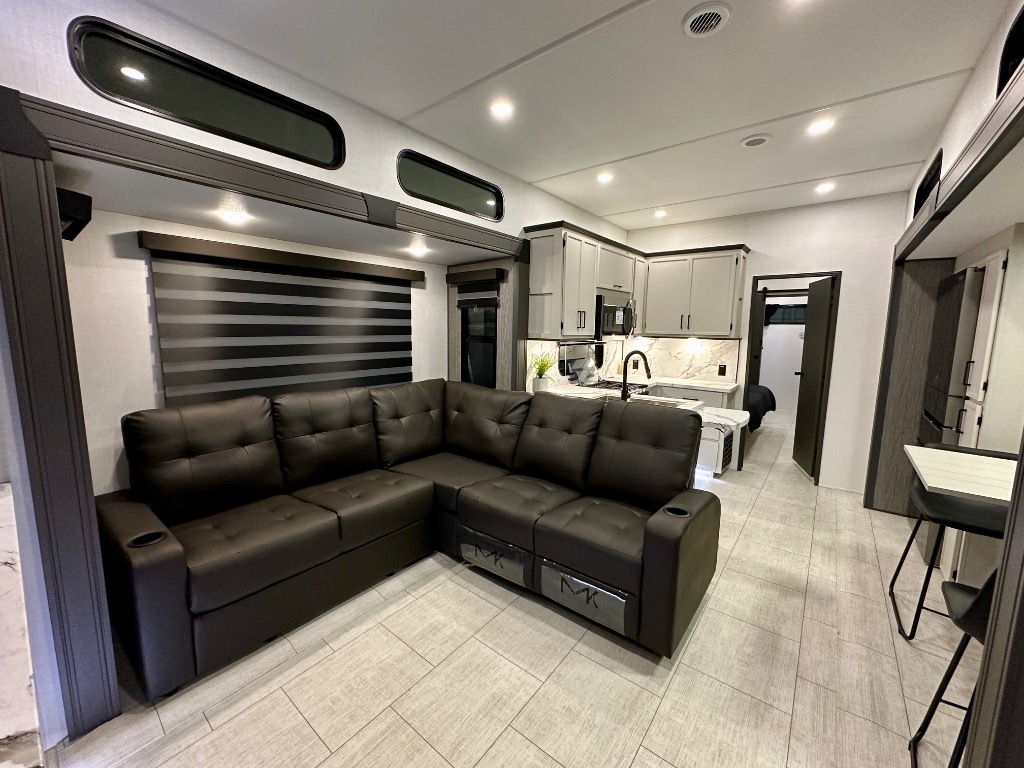 2027 Forest River Rv LaCrosse 44PK in franklin TN