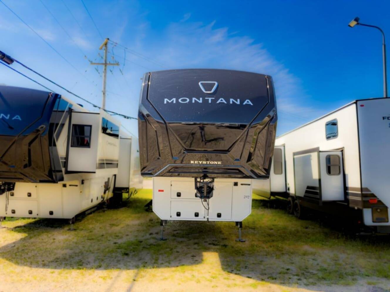 A photo of this 2027 Keystone Rv Montana 3900RK