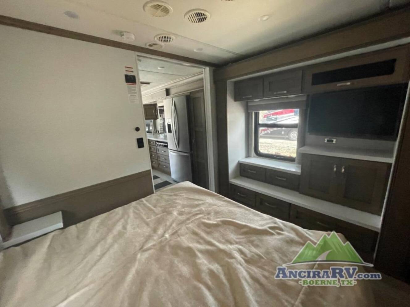 A photo of this 2027 Newmar NORTHERN STAR 3418